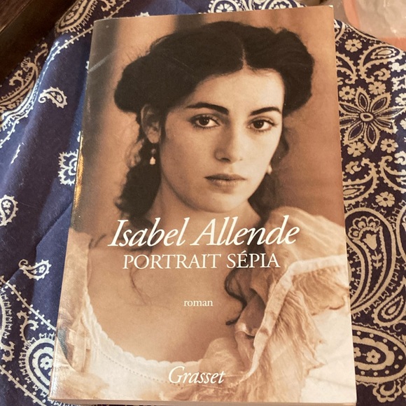 Portrait Sépia By Isabel Allende Softcover Book - Picture 1 of 2